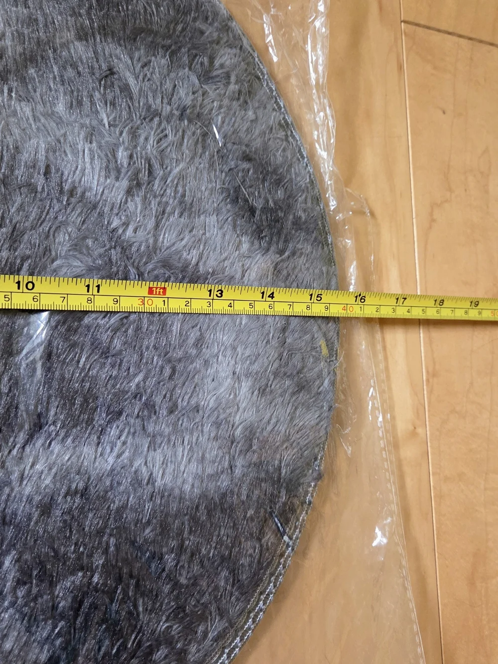 Artificial Fur Small Round x2 Pads for Cats Grey and Marble